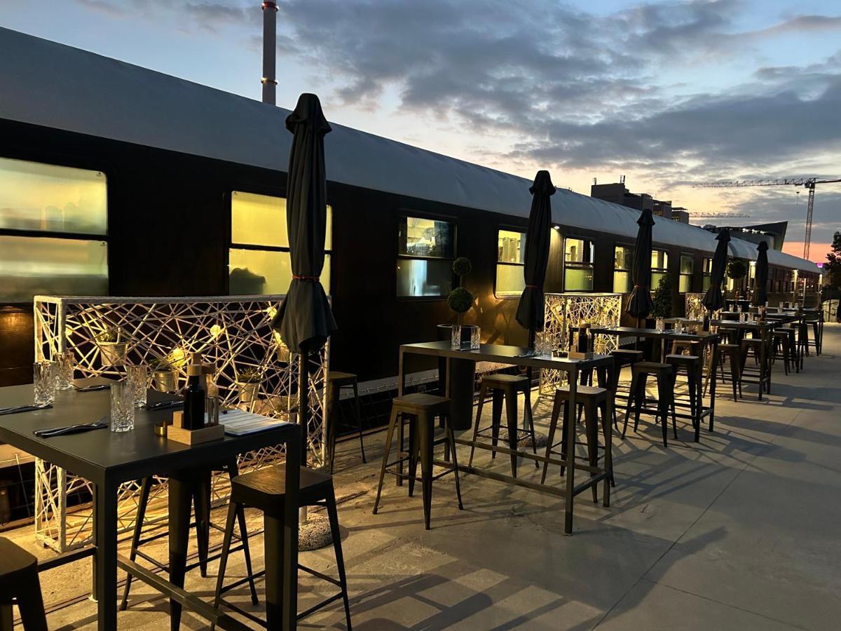 Hostel Balkan Express Zagreb Exteriör bild